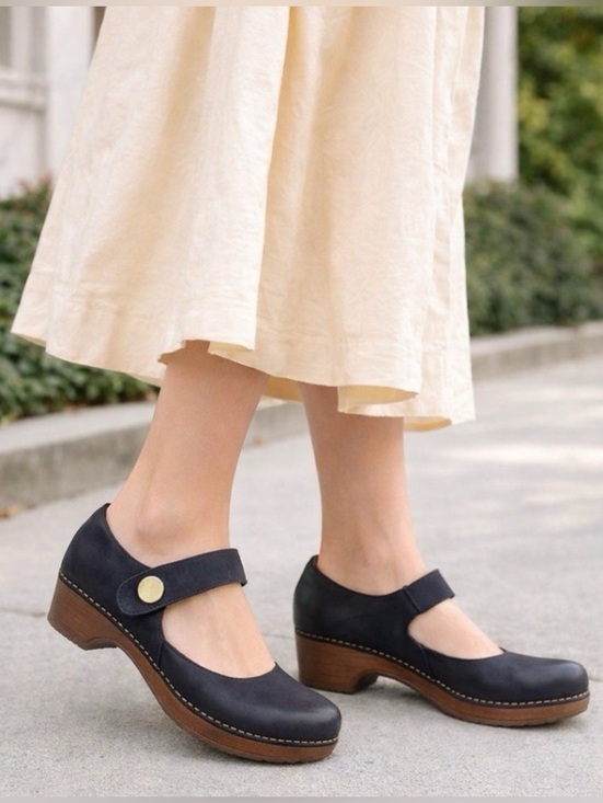 Dansko Shoes - Dansko‎ Beatrice Mary Jane Clogs Black Burnished Leather